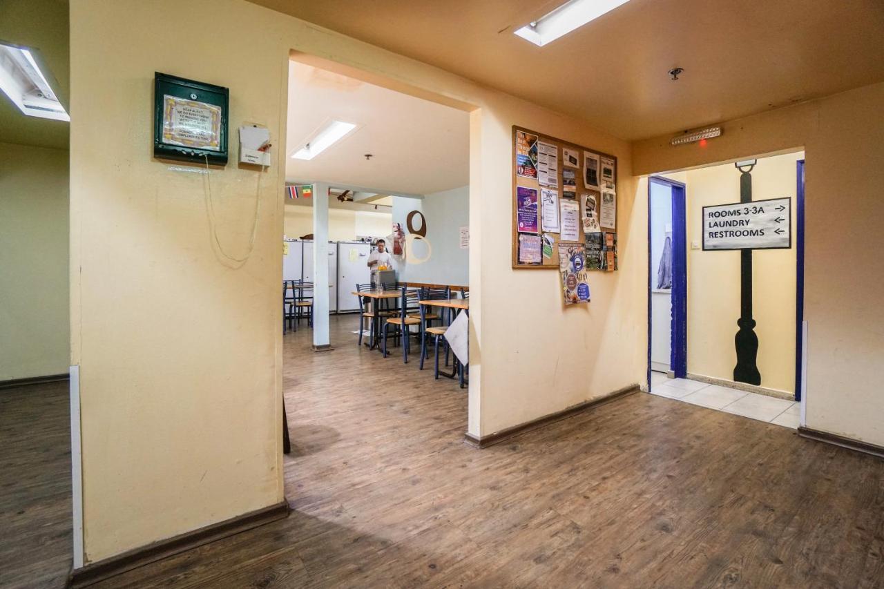 Hayarkon Hostel เทลอาวีฟ ภายนอก รูปภาพ