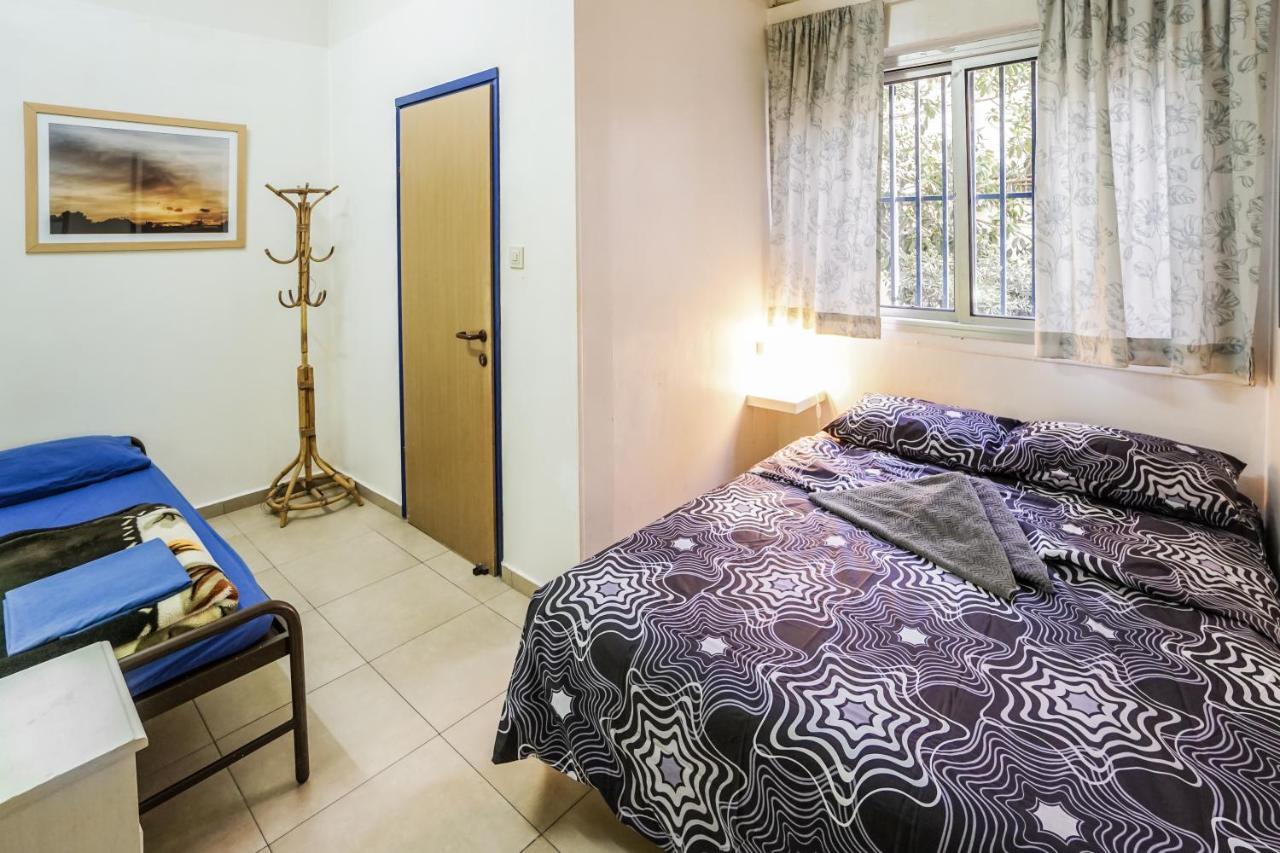 Hayarkon Hostel เทลอาวีฟ ภายนอก รูปภาพ