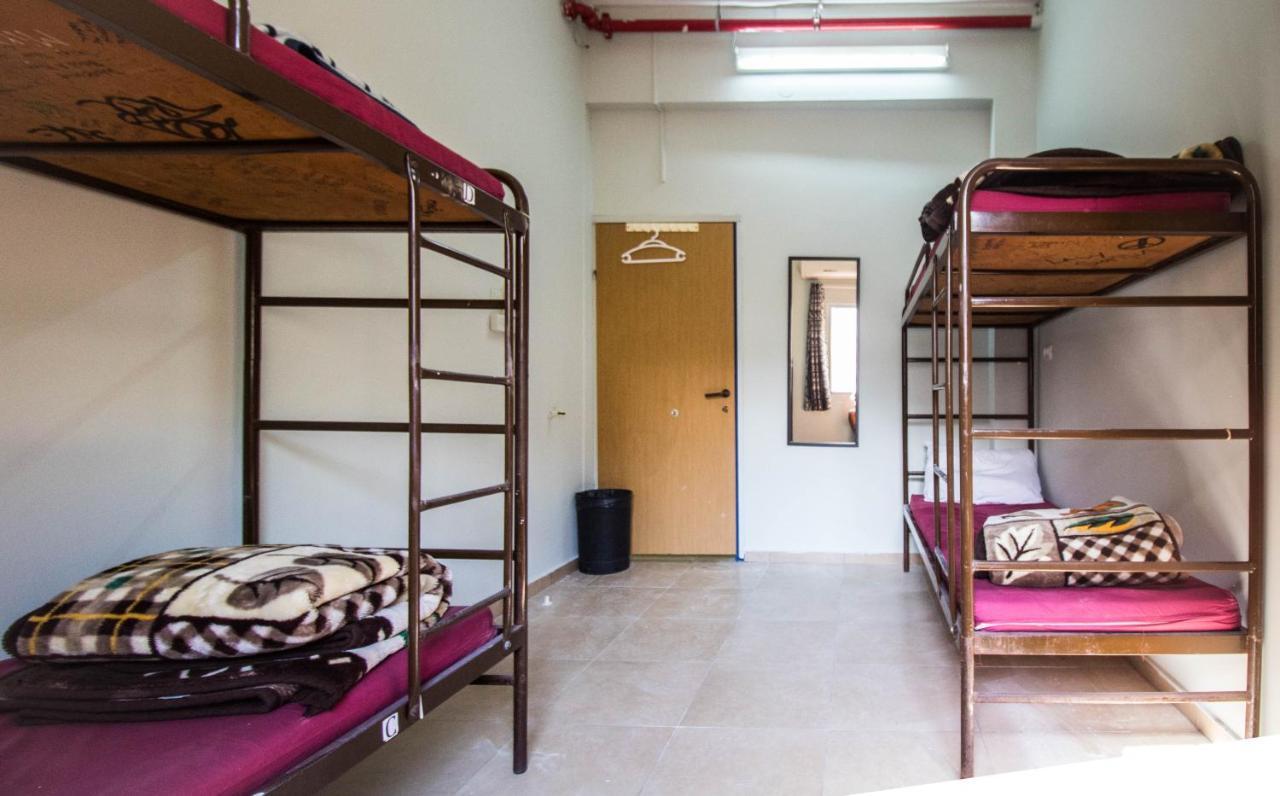 Hayarkon Hostel เทลอาวีฟ ภายนอก รูปภาพ