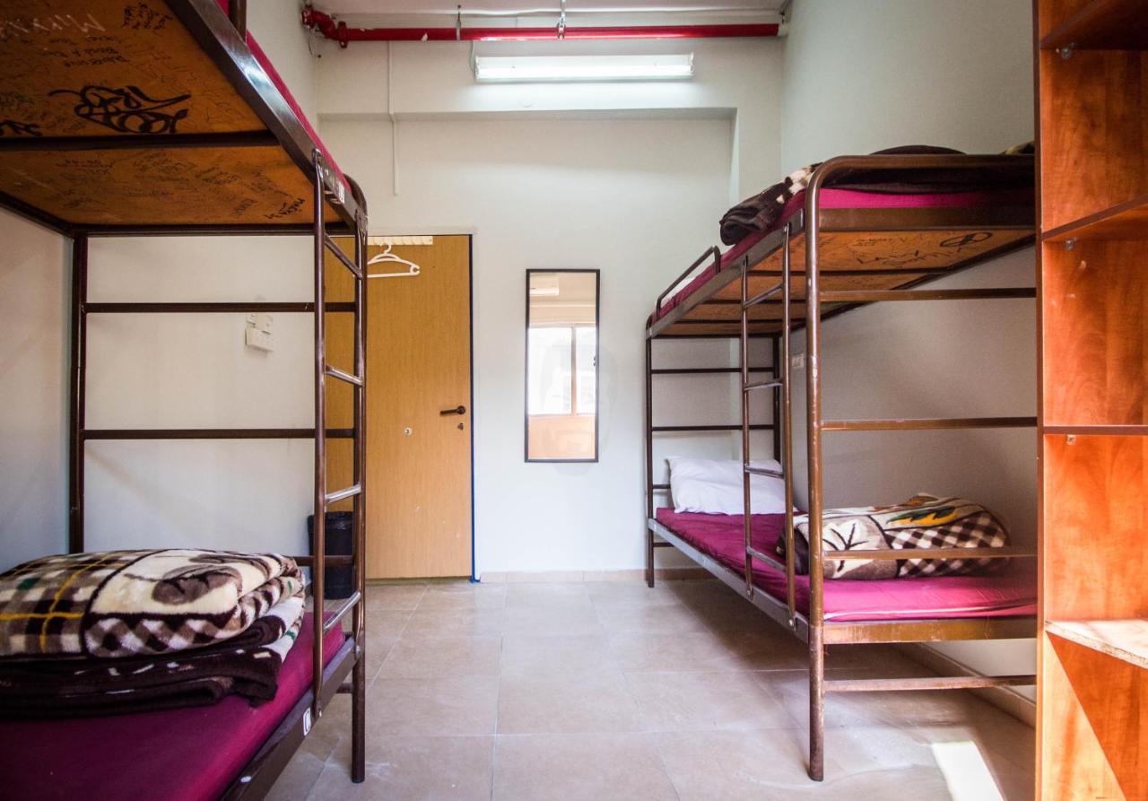 Hayarkon Hostel เทลอาวีฟ ภายนอก รูปภาพ