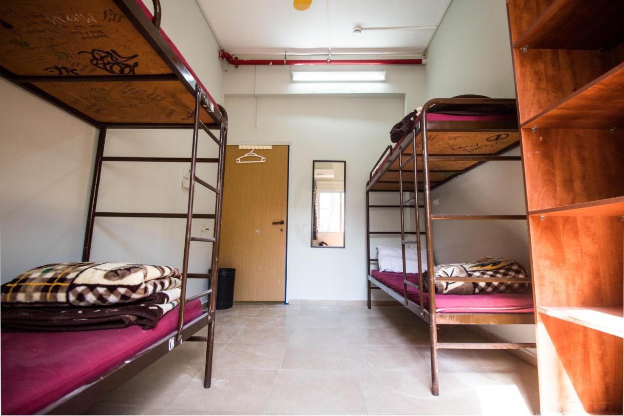Hayarkon Hostel เทลอาวีฟ ภายนอก รูปภาพ