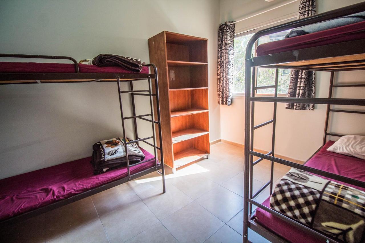 Hayarkon Hostel เทลอาวีฟ ภายนอก รูปภาพ
