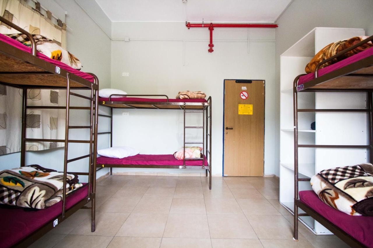 Hayarkon Hostel เทลอาวีฟ ภายนอก รูปภาพ