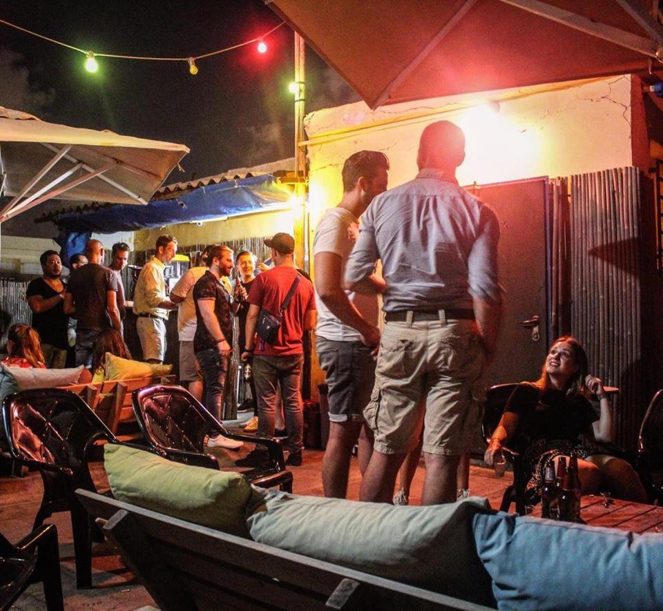 Hayarkon Hostel เทลอาวีฟ ภายนอก รูปภาพ